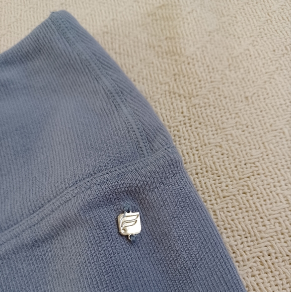 Fabletics ♡ ribbed legging - Picture 3 of 10